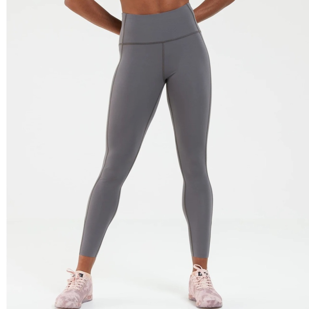 Wit Fitness NAVY High Waisted 7/8 pant. Size S. LIKE NEW